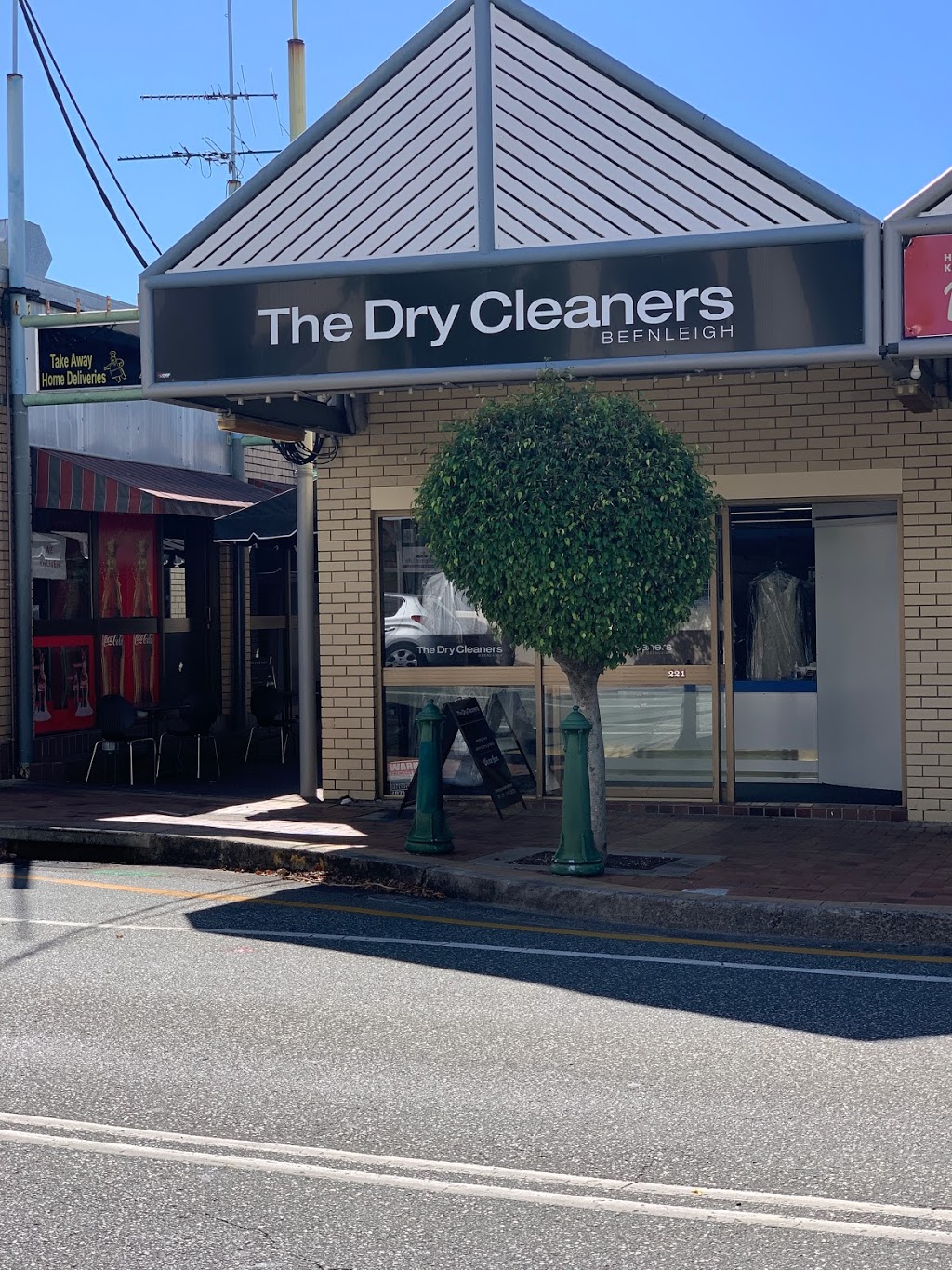 The Dry Cleaners BEENLEIGH | laundry | 2/21 Main St, Beenleigh QLD 4207, Australia | 0732872600 OR +61 7 3287 2600