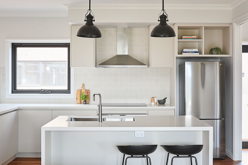 Hamlan Homes - Lara Lakes | 459 Ohallorans Rd, Lara VIC 3212, Australia | Phone: (03) 5222 5555