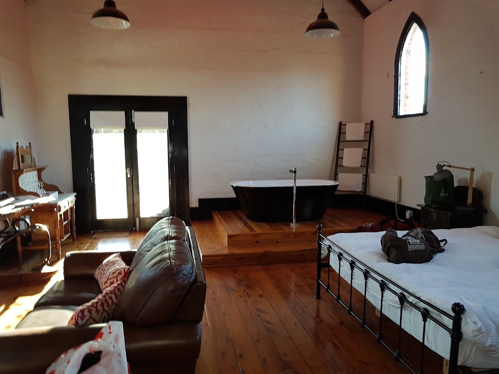 1888 Oxley B&B | 7 Shadforth St, Oxley VIC 3678, Australia | Phone: 0408 548 141