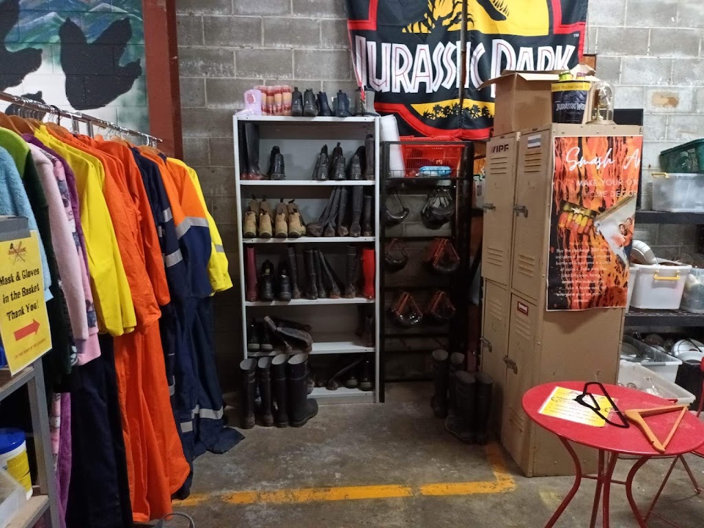 Rage Cage Smash Rooms Ipswich | 83 Oxford St, North Booval QLD 4304, Australia | Phone: 1300 429 527