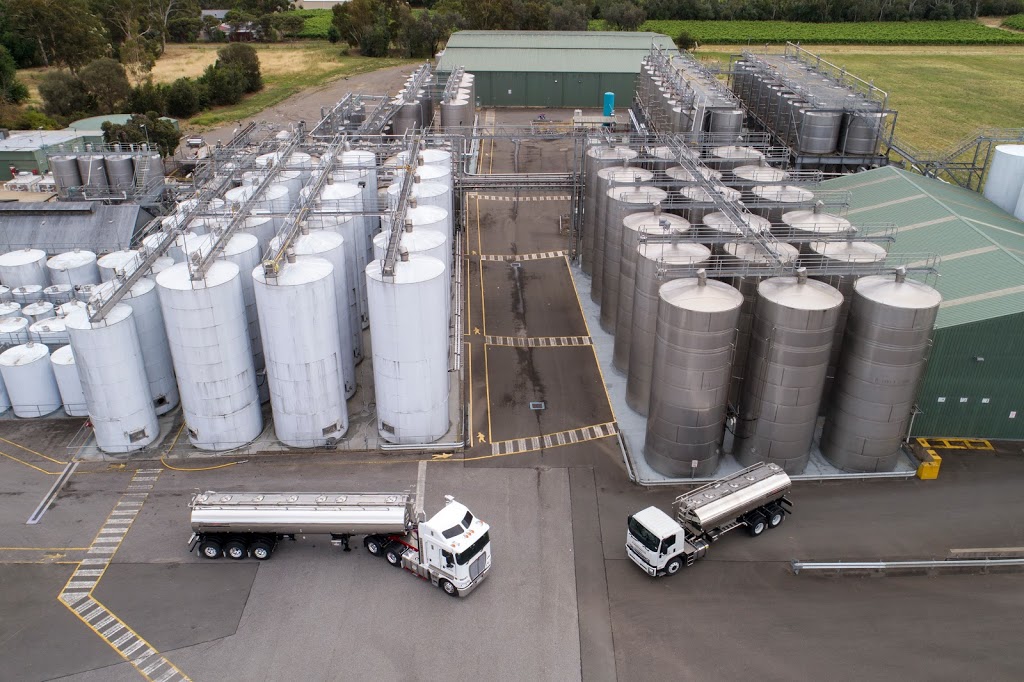 Hillside Wine Haulage | Elliot Rd, McLaren Flat SA 5171, Australia | Phone: 0421 782 041