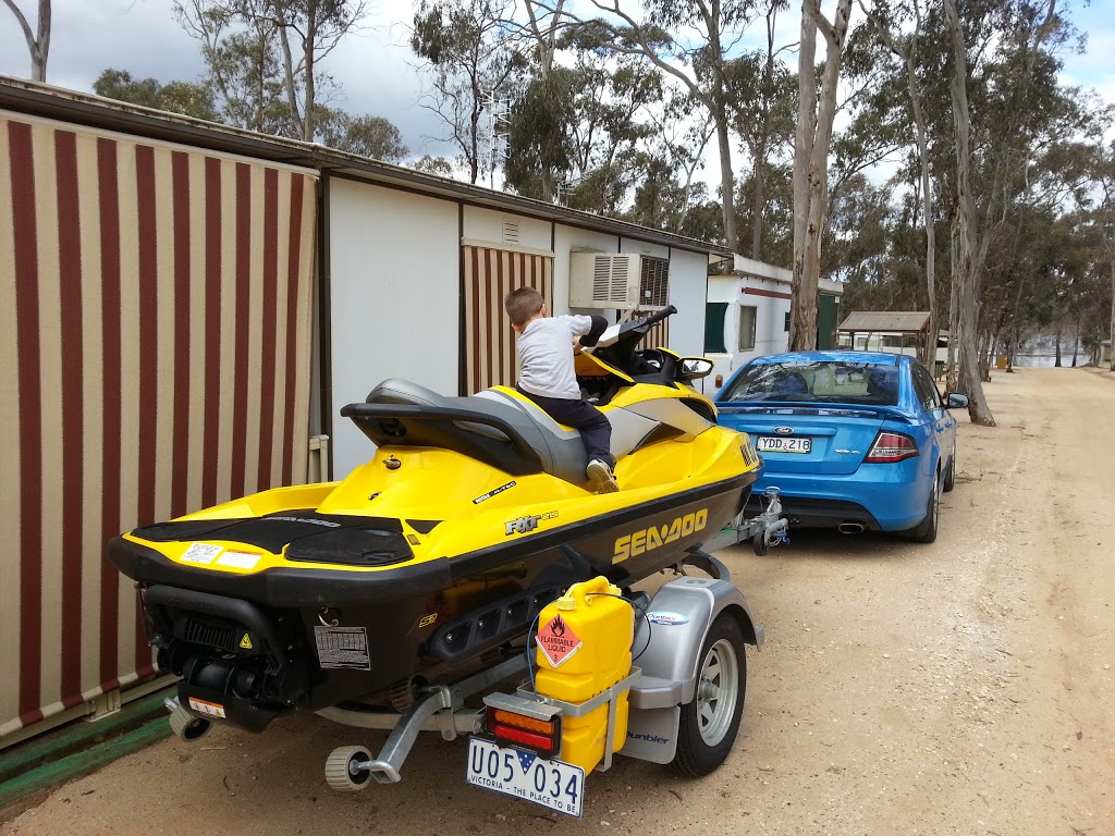 Lake Eppalock Holiday Park | 1 Gunmins Ln, Kimbolton VIC 3551, Australia | Phone: (03) 5439 2538