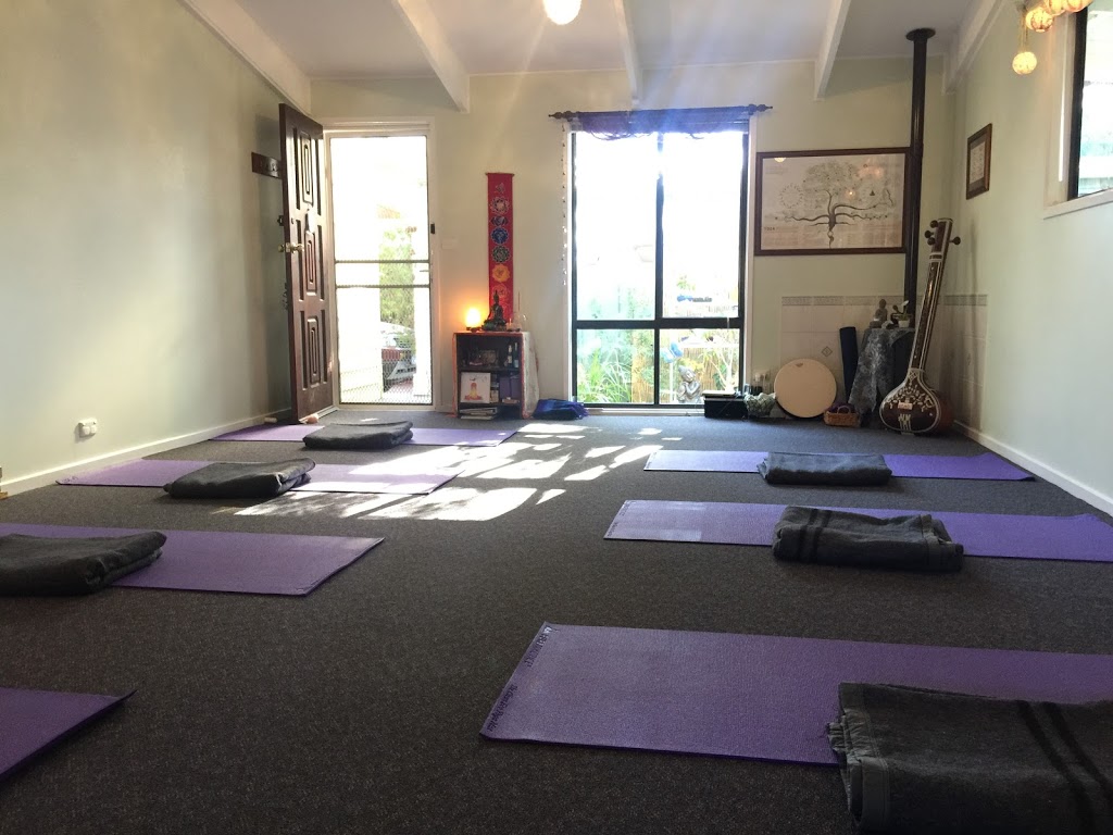 Gentle Spirit Yoga | gym | 294A Napier St, Bendigo VIC 3550, Australia | 0409970379 OR +61 409 970 379