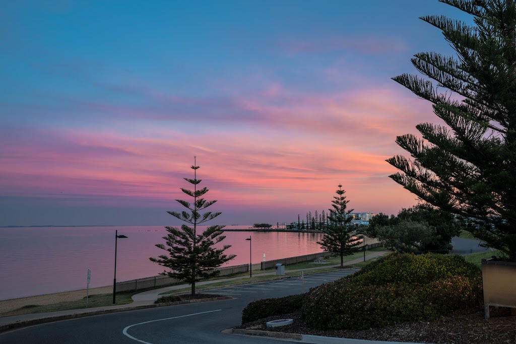 Queens Beach North | Moreton Bay, QLD, Australia | Phone: (07) 3205 0555