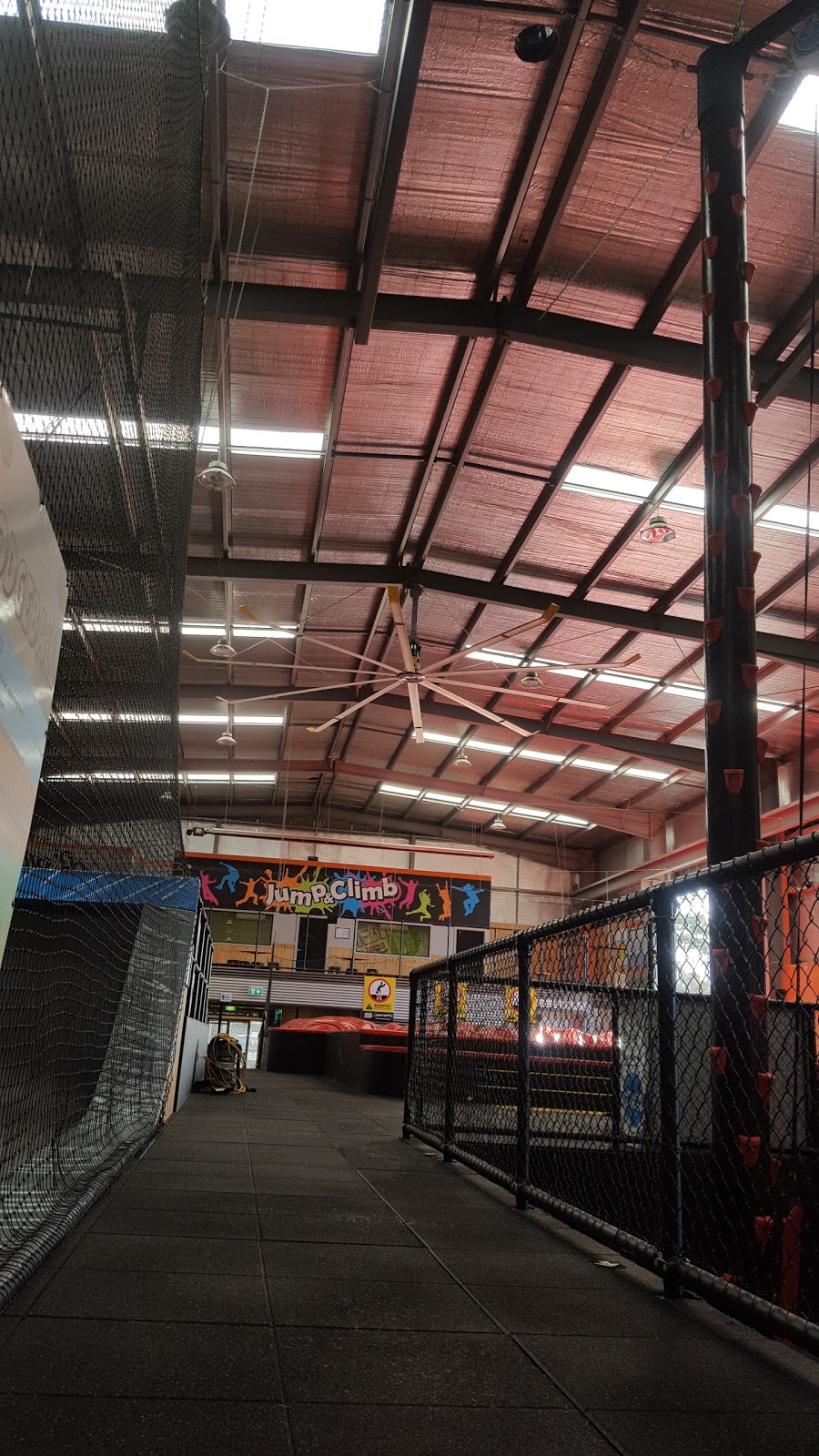 Jump & Climb Traralgon | 62 Eastern Rd, Traralgon VIC 3844, Australia | Phone: (03) 5174 3944