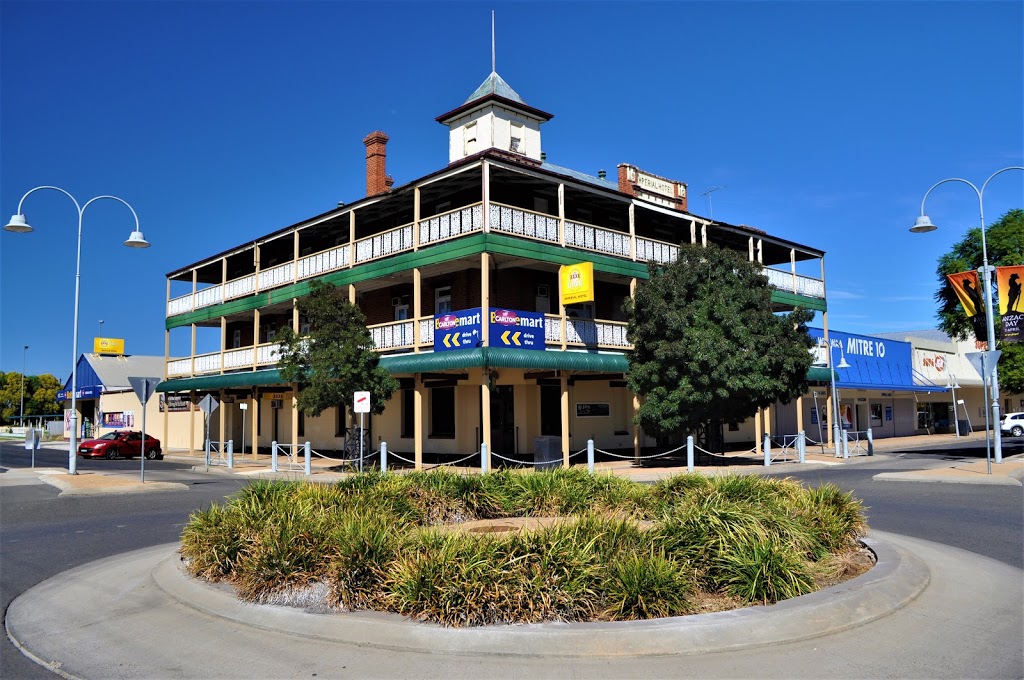 IMPERIAL HOTEL | bar | 100 Rose St, Wee Waa NSW 2388, Australia | 0267954125 OR +61 2 6795 4125
