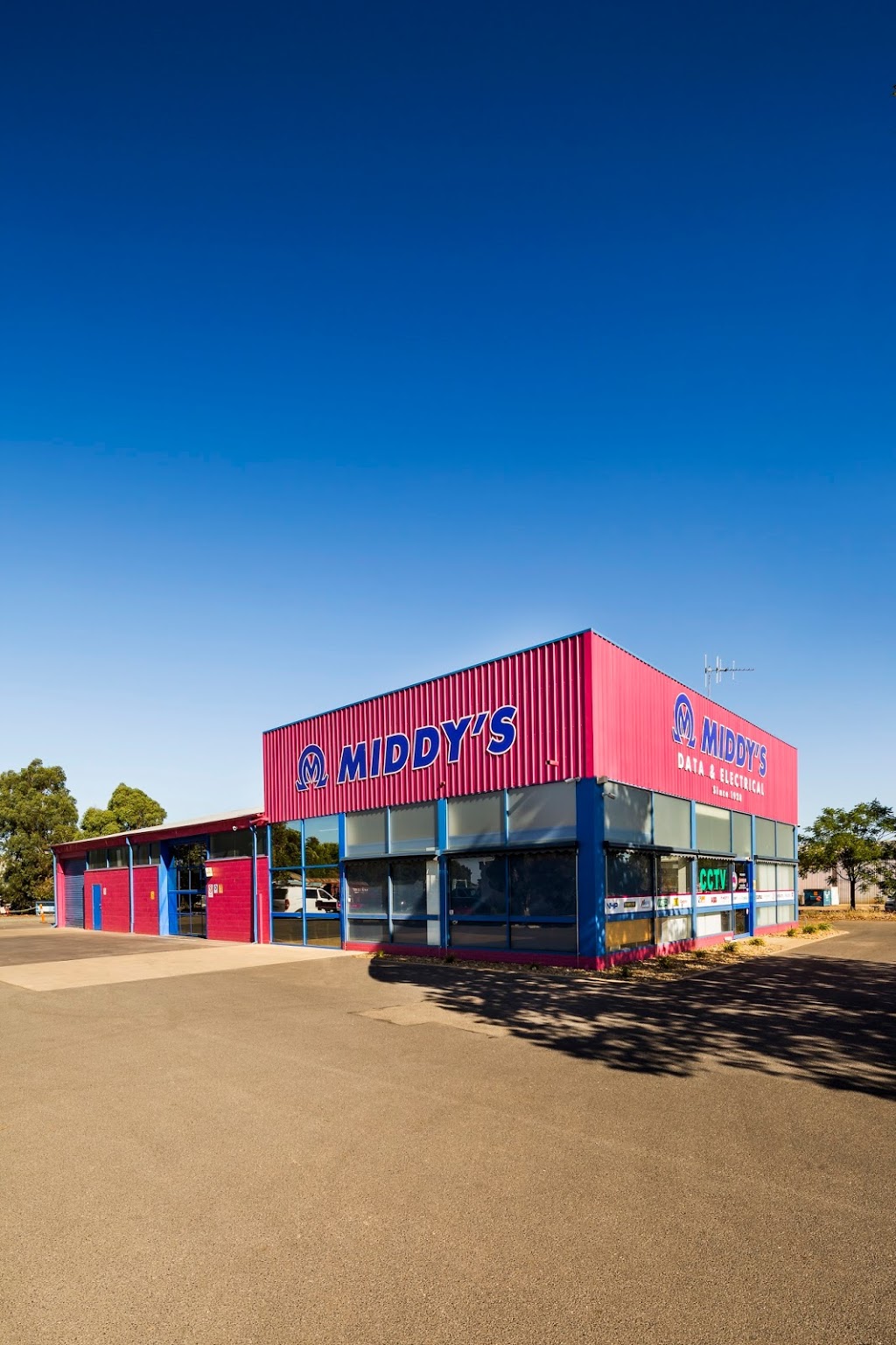 Middys Yarrawonga | store | 64-66 Benalla-Yarrawonga Rd, Yarrawonga VIC 3730, Australia | 0357432644 OR +61 3 5743 2644
