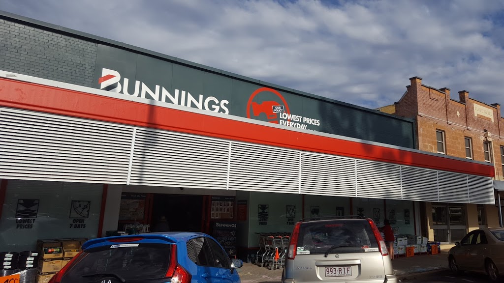 Bunnings Warwick | hardware store | Cnr Canning &, Condamine St, Warwick QLD 4370, Australia | 0745982200 OR +61 7 4598 2200