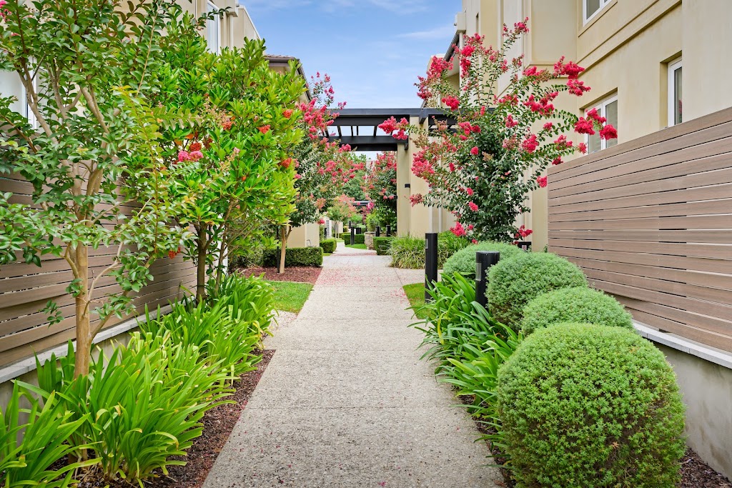 VMCH Barnsbury Retirement Apartments | 27 Barnsbury Rd, Deepdene VIC 3103, Australia | Phone: 1300 698 624