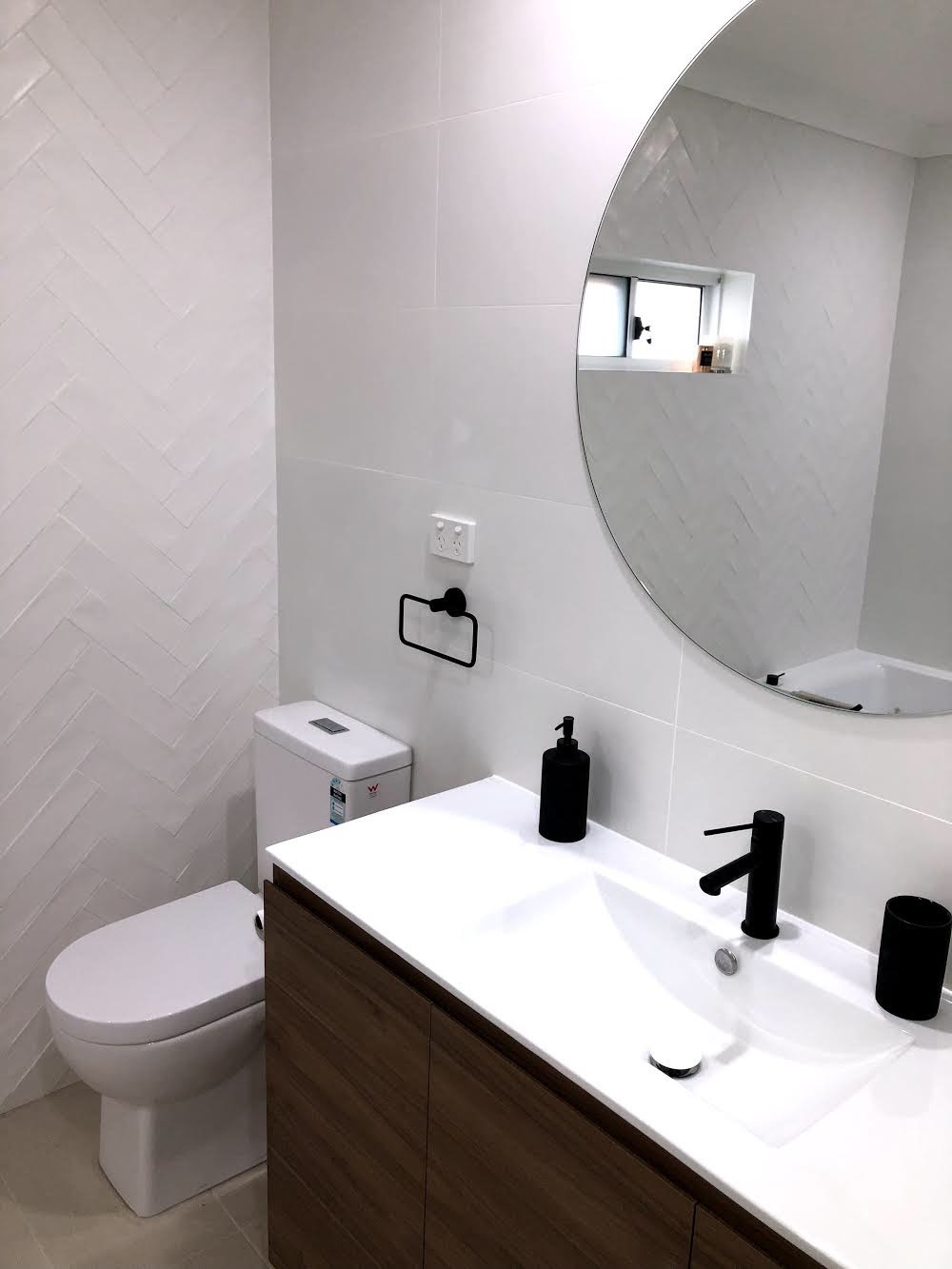 Vivid Bathrooms | 488 Botany Rd, Alexandria NSW 2015, Australia | Phone: (02) 8798 6327