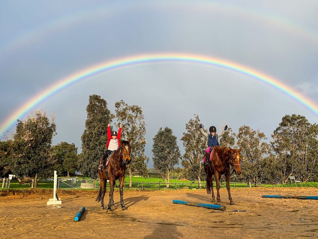 Jarrahdale Equestrian Centre | 162 Jarrahdale Rd, Jarrahdale WA 6124, Australia | Phone: 0427 255 291