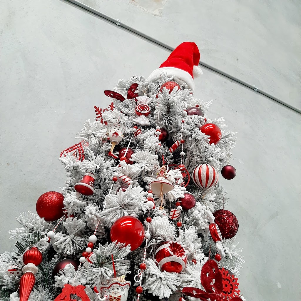 Unreal Christmas Trees | store | Unit 4/20-26 Sabre Dr, Port Melbourne VIC 3207, Australia | 0396462656 OR +61 3 9646 2656