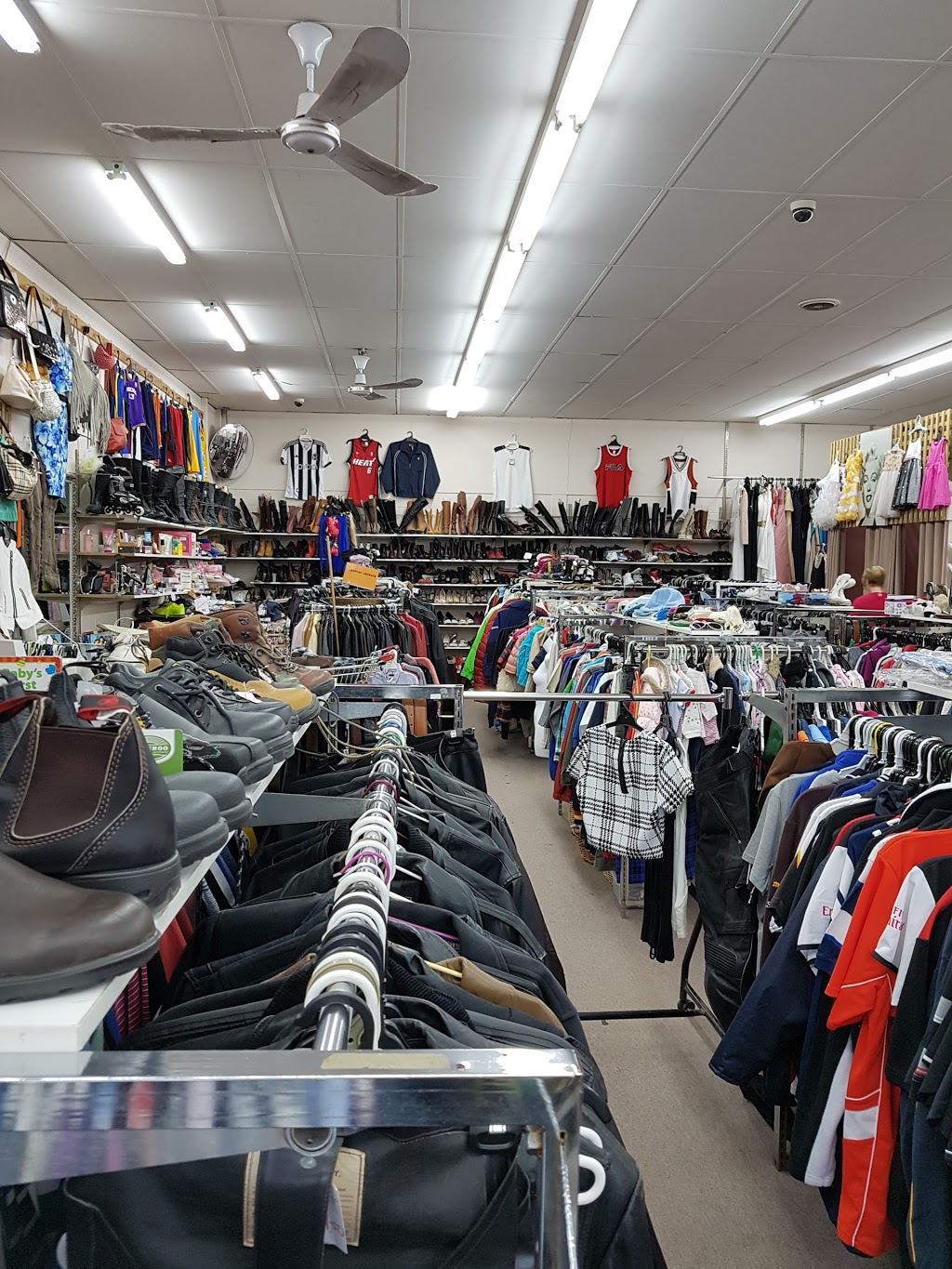 Ragmans | clothing store | Shop 21A/518 Mt Dandenong Rd, Kilsyth VIC 3137, Australia