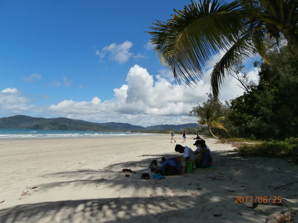 Coral Beach Lodge | travel agency | 1-7 Craven Cl, Port Douglas QLD 4877, Australia | 0740995422 OR +61 7 4099 5422