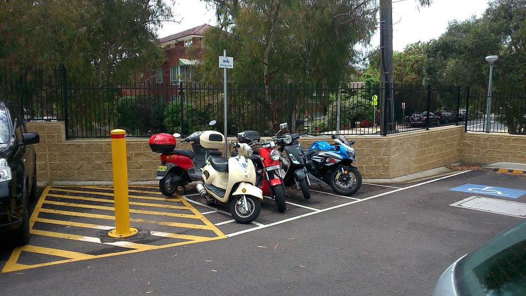 Gordon Station Motorcycle Parking | parking | Werona Ave, Gordon NSW 2072, Australia