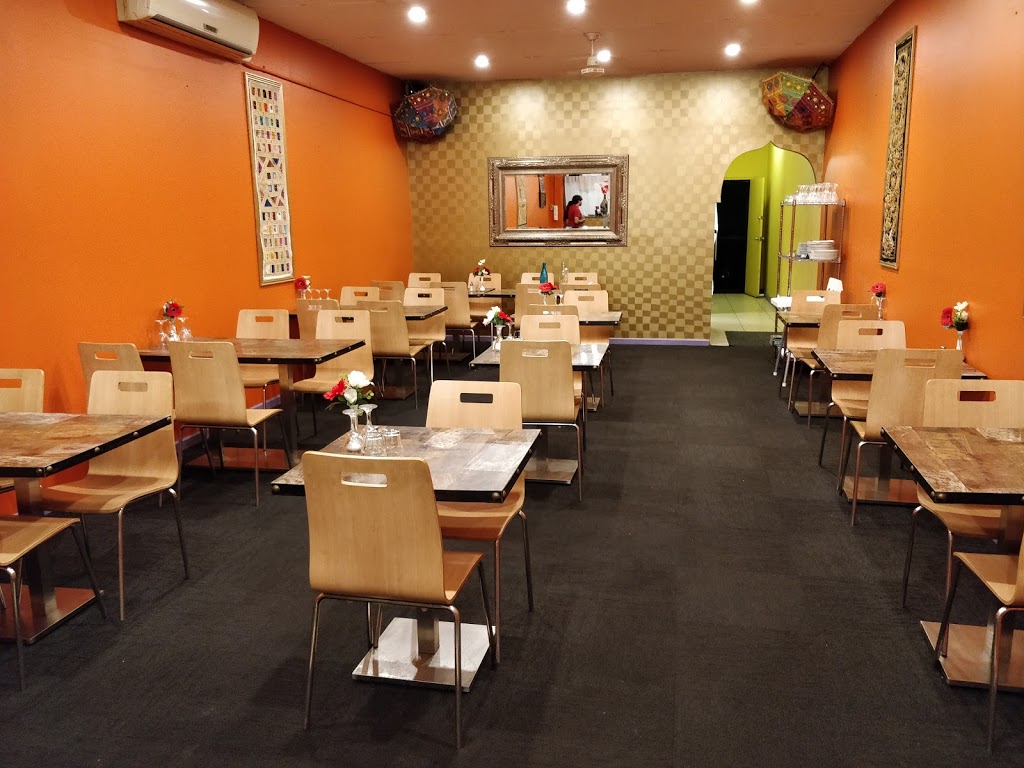 Bollywood Indian cuisine | restaurant | Shop 5/221-223 Pacific Hwy, Charmhaven NSW 2263, Australia | 0243928300 OR +61 2 4392 8300