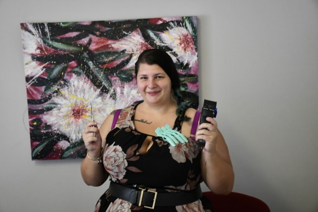 Little Miss Shears | Sunwest Ct, Plainland QLD 4341, Australia | Phone: 0412 114 526