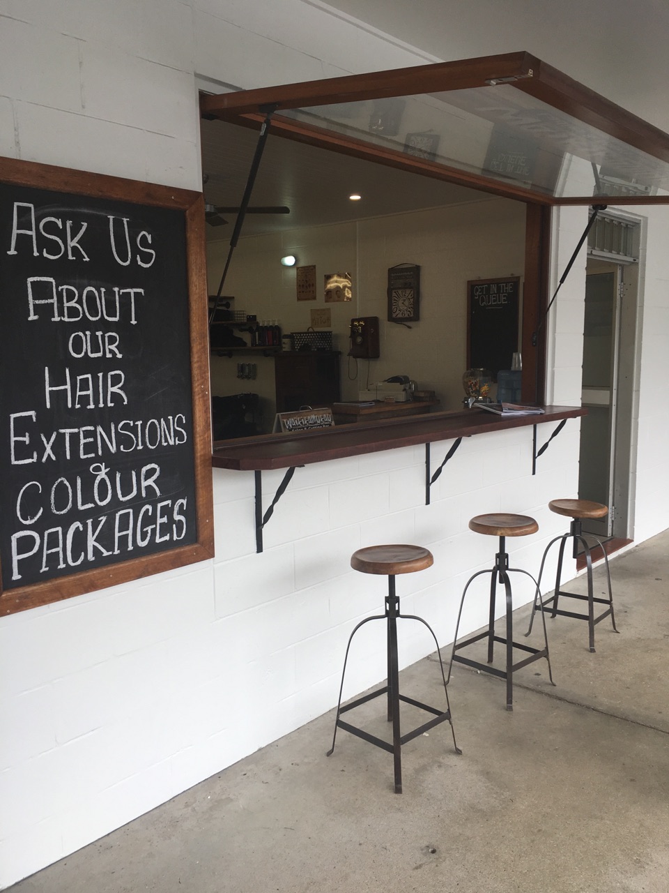 Waikikamukau Salon and Cutting Bar | 4/203 Gympie Terrace, Noosaville QLD 4566, Australia | Phone: (07) 5455 5120