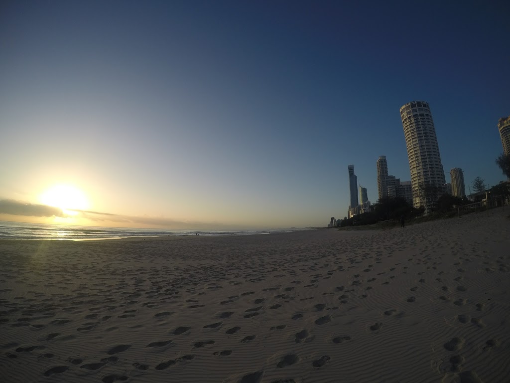 Down Under Hostels at the Beach | 3323 Surfers Paradise Blvd, Surfers Paradise QLD 4217, Australia | Phone: (07) 5592 2363