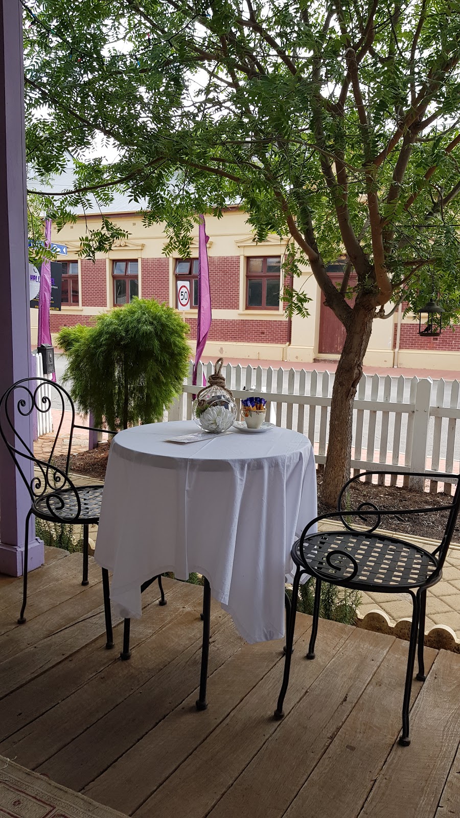 Up The Garden Path Teahouse | restaurant | 72 Avon Terrace, York WA 6302, Australia | 0499281900 OR +61 499 281 900