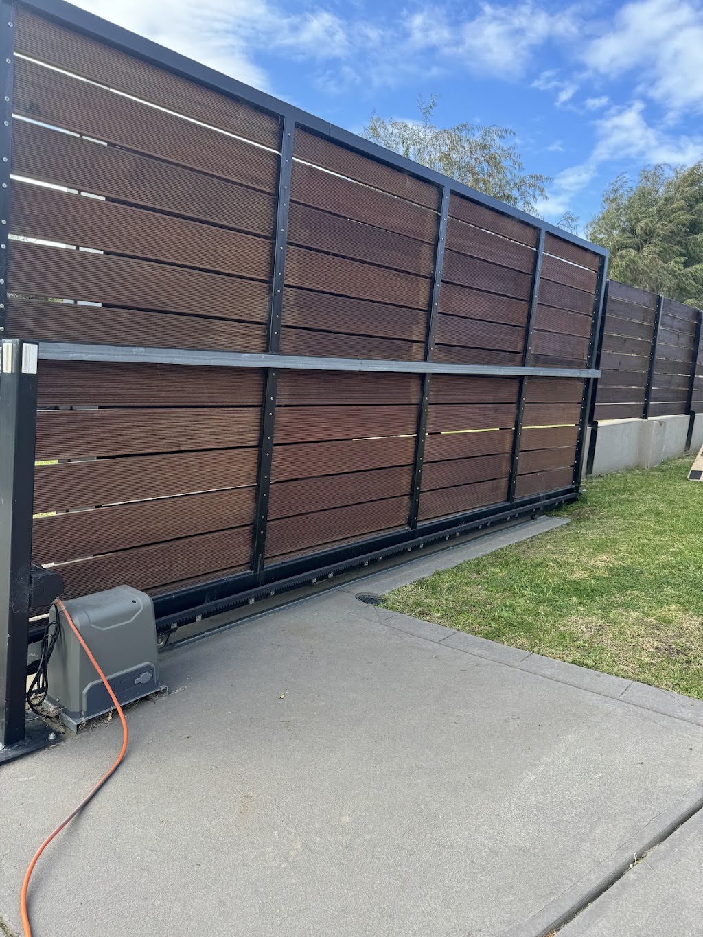 Eden Fencing | 19 Crystal St, Pakenham VIC 3810, Australia | Phone: 0401 683 489