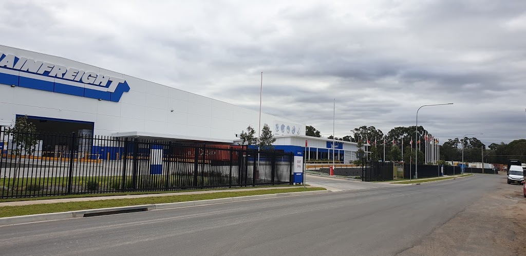 Mainfreight Warehousing - Kookaburra | 55 Yarrunga St, Prestons NSW 2170, Australia | Phone: (02) 8784 2200