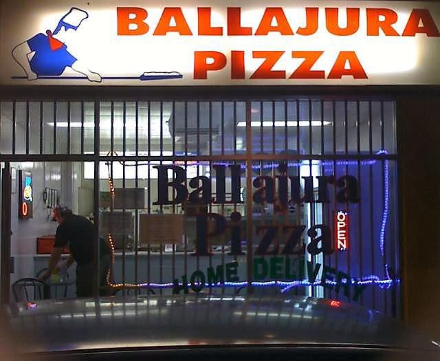 Ballajura Pizza | meal takeaway | 5/225 Illawarra Cres, Ballajura WA 6066, Australia | 0892495260 OR +61 8 9249 5260