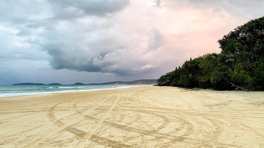 Rainbow Beach Surf Life Saving Club | Wide Bay Esplanade, Rainbow Beach QLD 4581, Australia | Phone: (07) 5486 3249