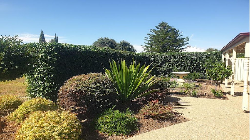 Steven Trevaskis Gardening Service | 31 Wendouree Dr, Kialla VIC 3631, Australia | Phone: 0417 508 145
