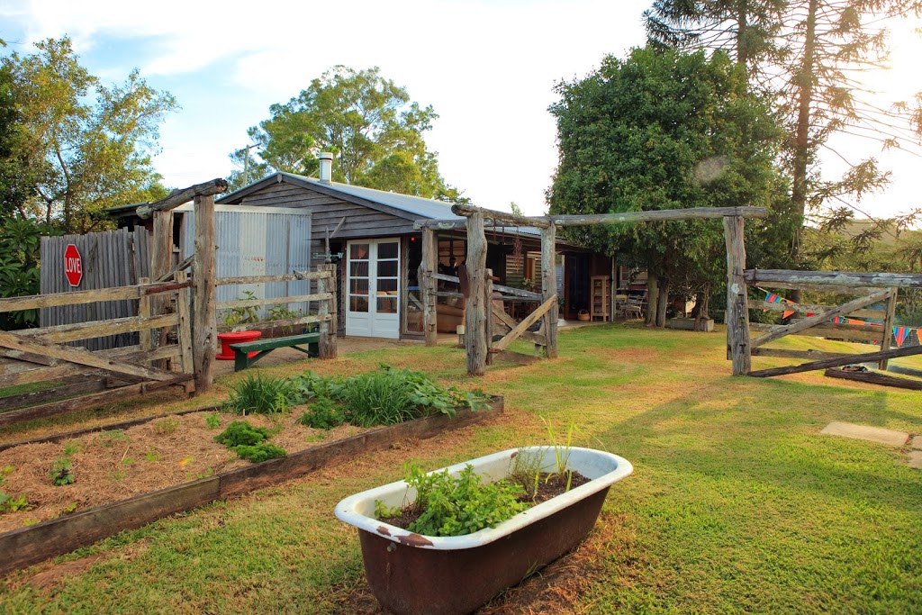 HillHouse Farm - Barn and Farmhouse | lodging | 1 Musavale Rd, Eerwah Vale QLD 4562, Australia | 0408766579 OR +61 408 766 579