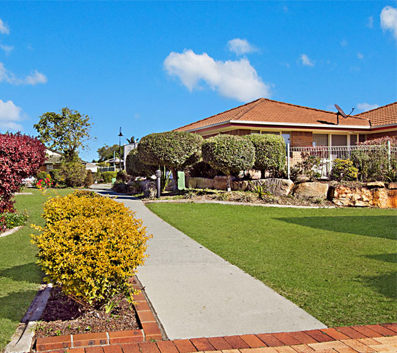 Bolton Clarke Inverpine, Murrumba Downs - Retirement Living | 54 Ogg Rd, Murrumba Downs QLD 4503, Australia | Phone: 1300 221 122