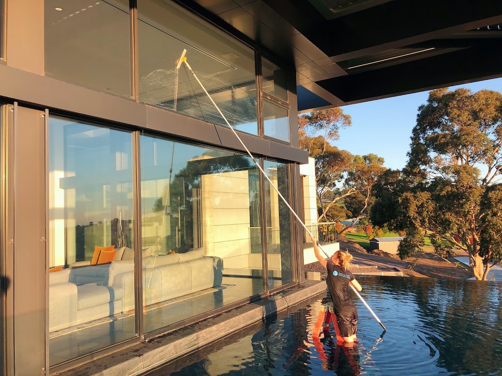 Rise N Shine Window & Gutter Cleaning | 1 block street, Narre Warren North VIC 3804, Australia | Phone: 0468 355 203