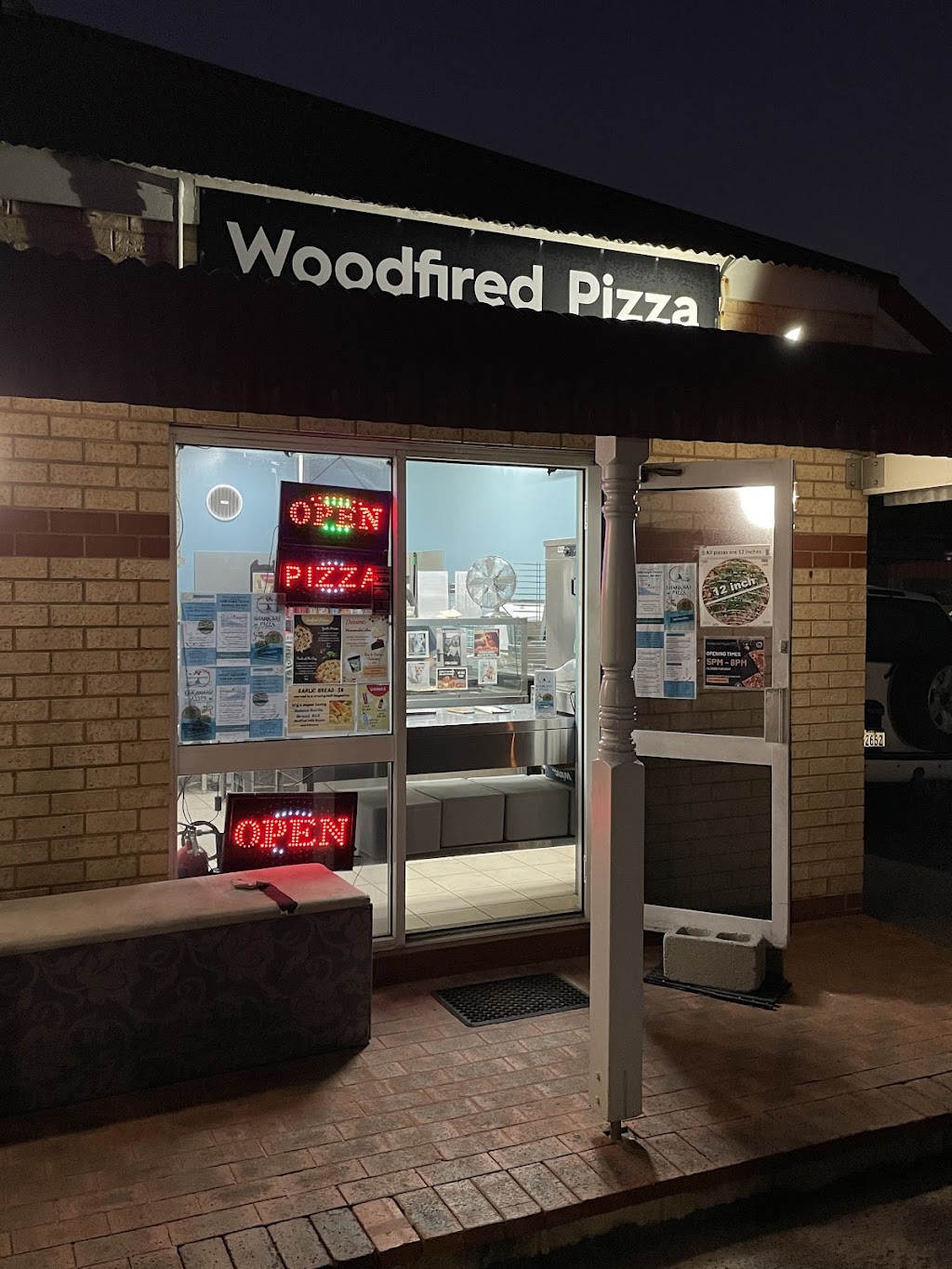 Shark Bay Pizza | 6/89 Knight Terrace, Denham WA 6537, Australia | Phone: 0488 159 453