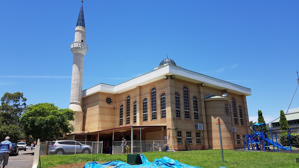 Bonnyrigg Mosque | 10/12 Bibbys Pl, Bonnyrigg NSW 2177, Australia | Phone: (02) 9823 4126