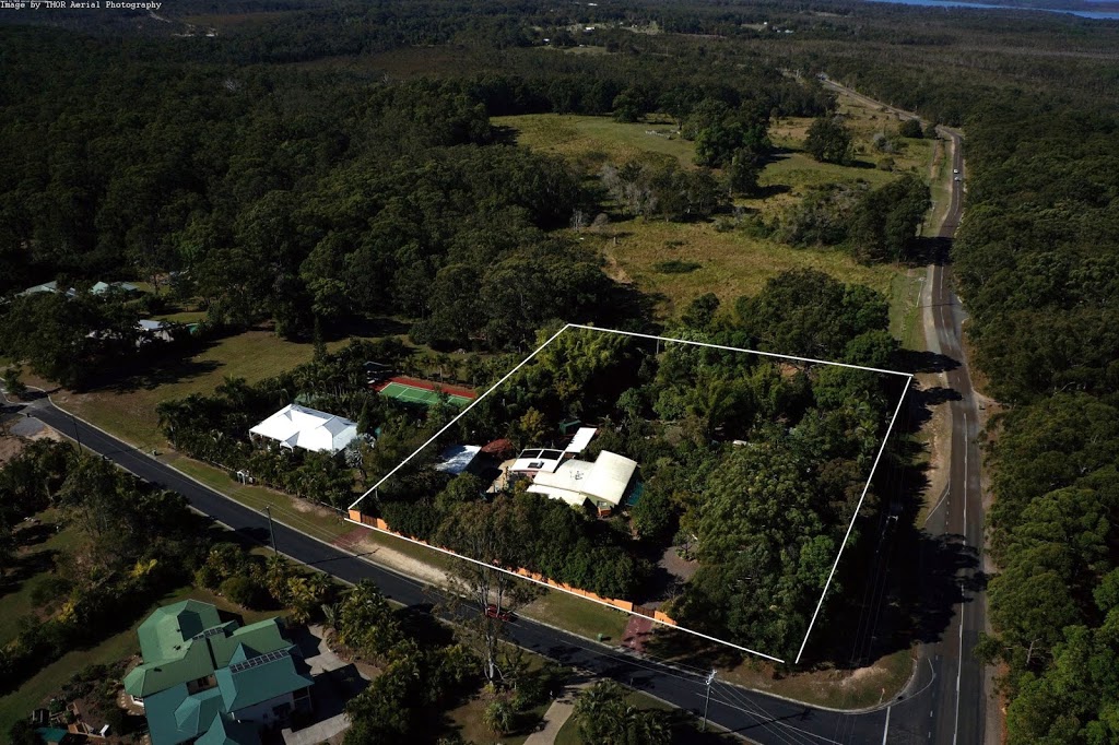 Noosa Edge Sensual Retreat | 2 Livistona Dr, Doonan QLD 4562, Australia | Phone: 0414 410 114