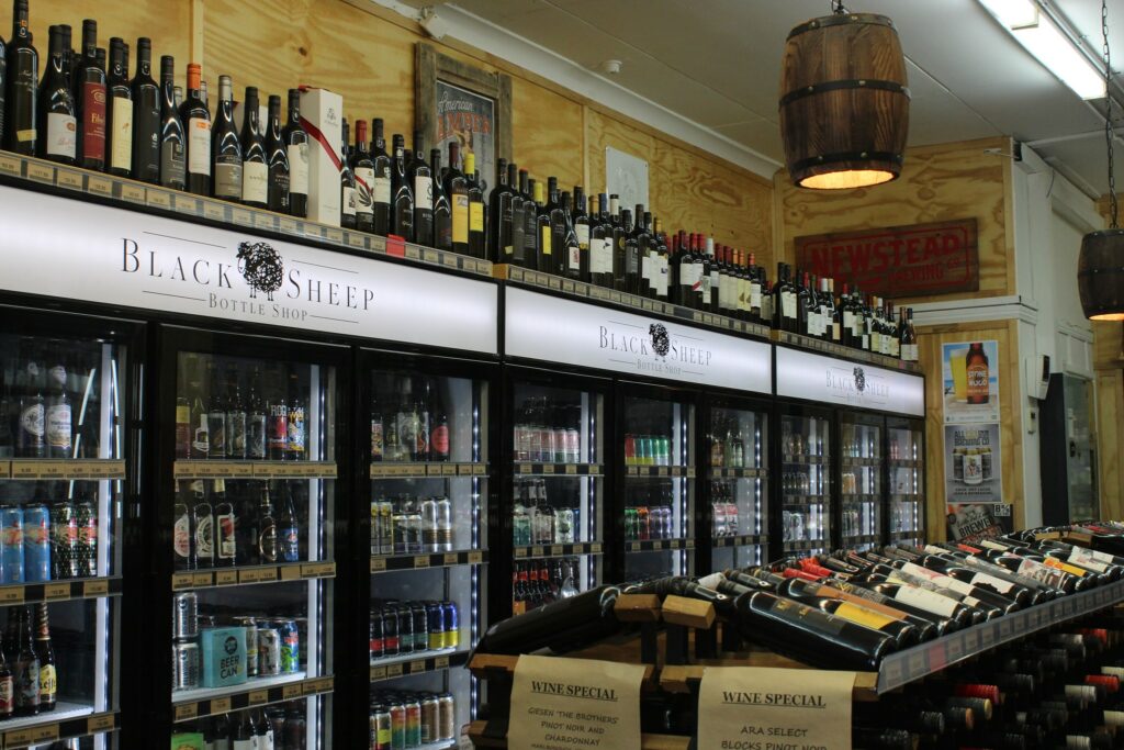 Black Sheep Bottle Shop Upper Kedron | 4/141 Canvey Rd, Upper Kedron QLD 4055, Australia | Phone: (07) 3351 8148