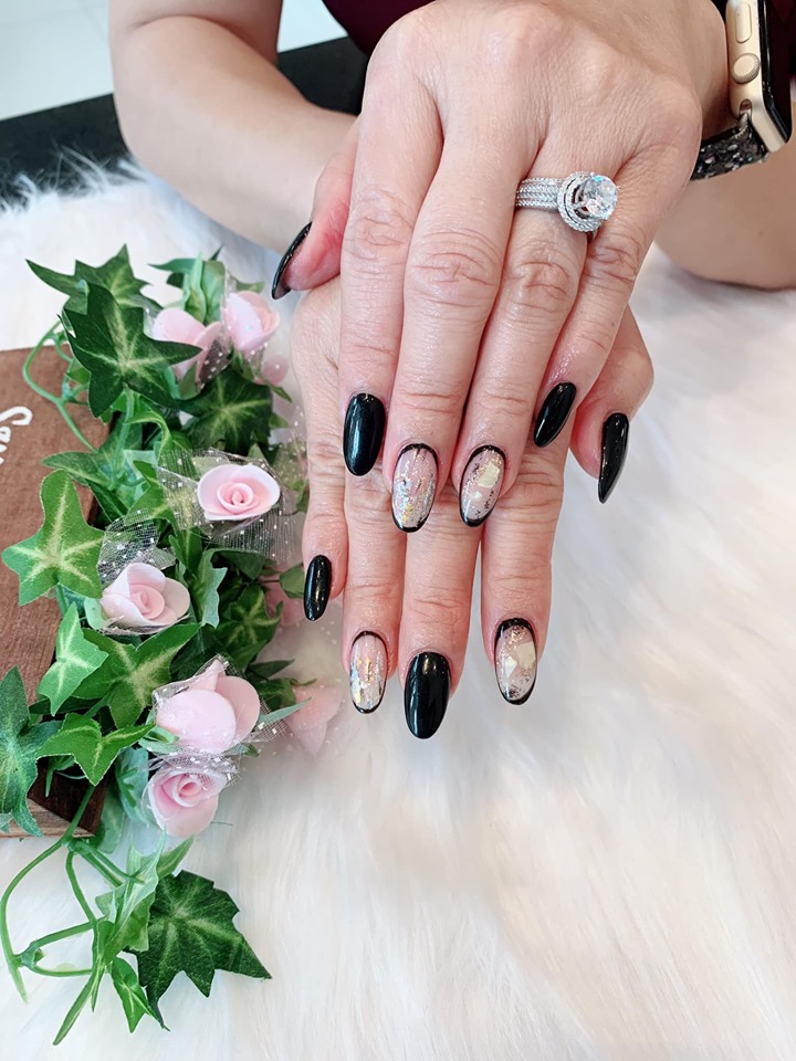 MAY NAILS & BEAUTY | 1 Pitcairn Way, Pacific Pines QLD 4211, Australia | Phone: 0405 275 988