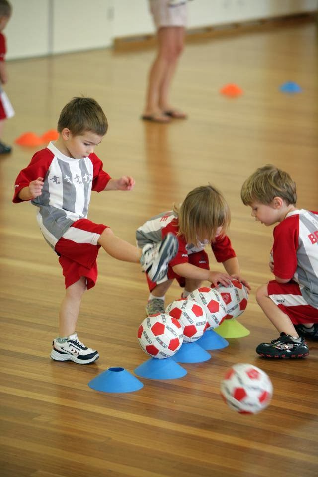Little Kickers Blacktown & Districts | school | 17 Chestnut Cres, Bidwill NSW 2770, Australia | 0298354593 OR +61 2 9835 4593