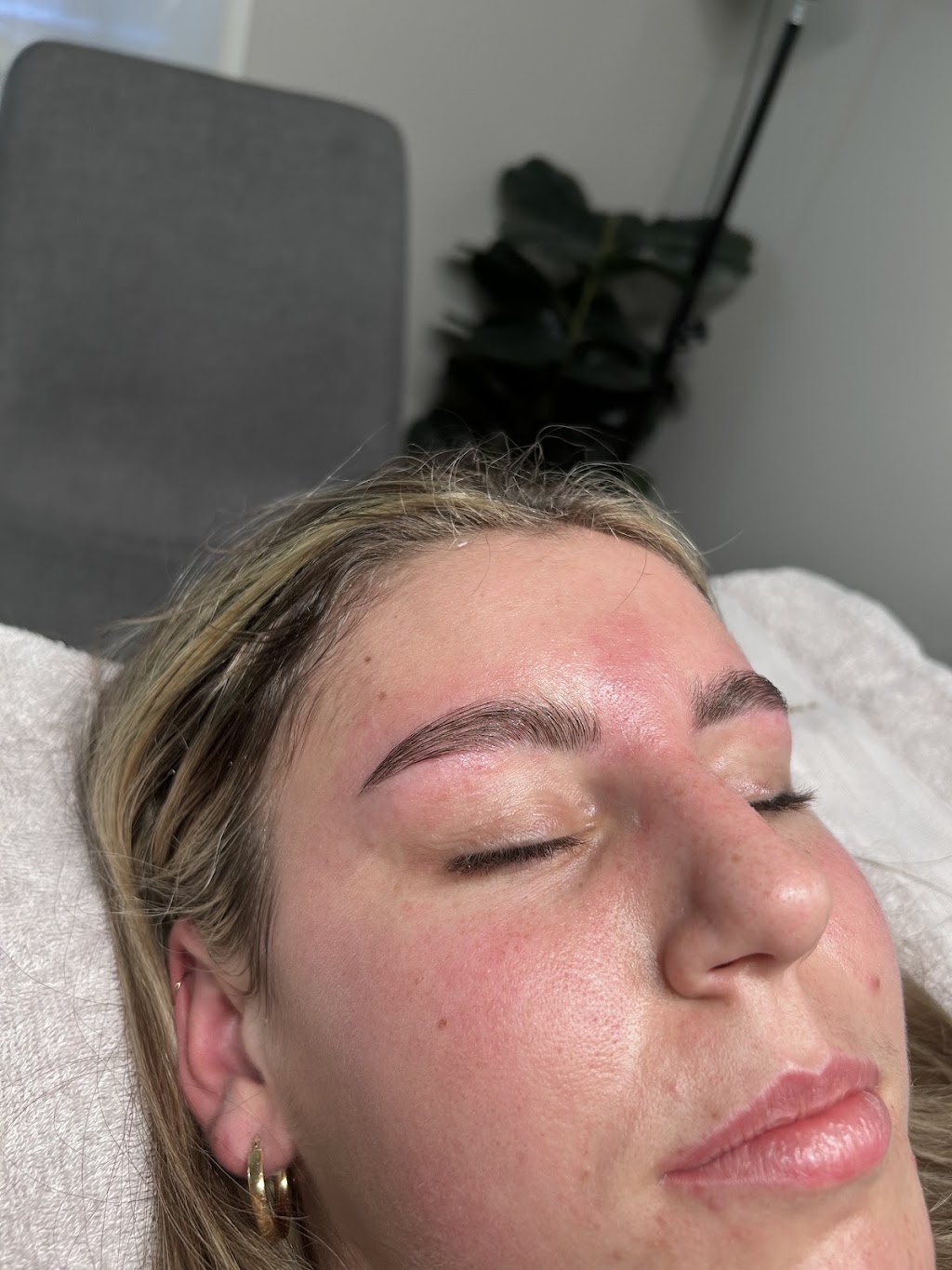 BeautyByLiv | 11 Rouken Glen Dr, West Nowra NSW 2541, Australia | Phone: 0449 592 254