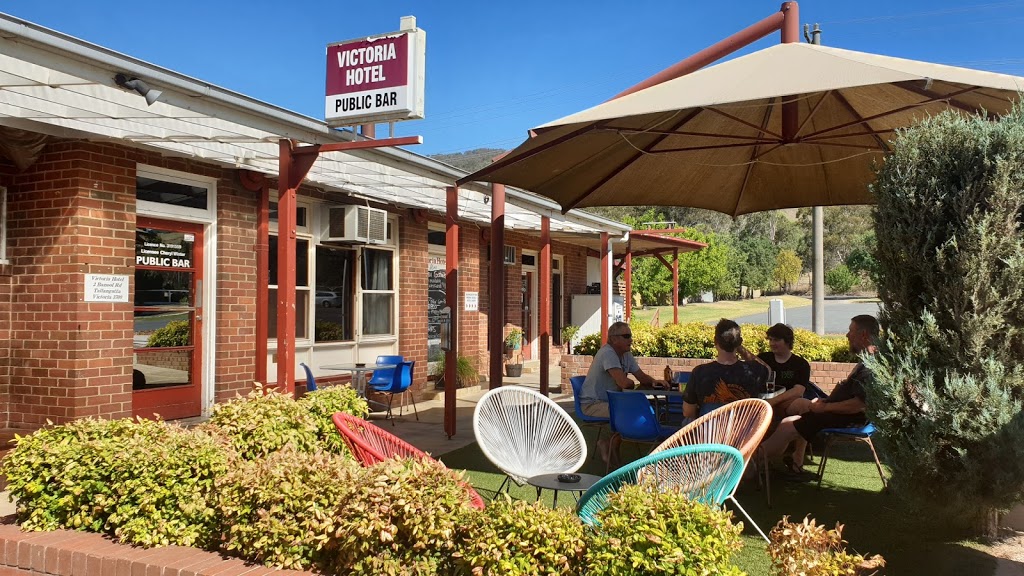 Victoria Hotel | lodging | 2 Banool Rd, Tallangatta VIC 3700, Australia | 0260712672 OR +61 2 6071 2672