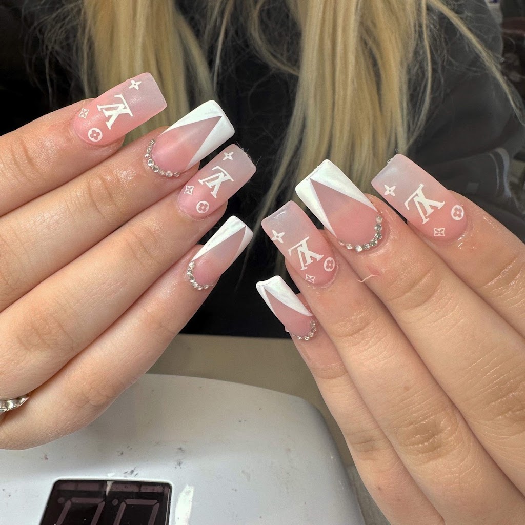 B&B Nails Spa & Beauty | beauty salon | Shop 3 Mc Crae Plaza Shopping Center, 729/739 Point Nepean Rd, McCrae VIC 3938, Australia | 0434021123 OR +61 434 021 123