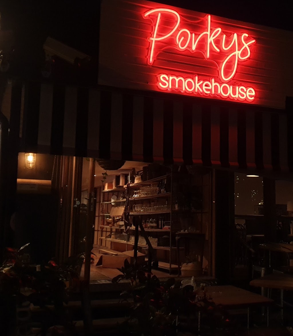 Miss Piggys Smokehouse | restaurant | 88 Pimpama Jacobs Well Rd, Pimpama QLD 4209, Australia | 0405775882 OR +61 405 775 882