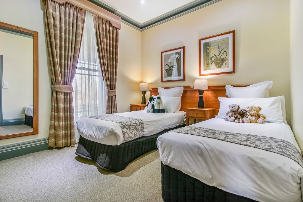 Alzburg Resort | 39 Malcolm St, Mansfield VIC 3722, Australia | Phone: 1300 885 448