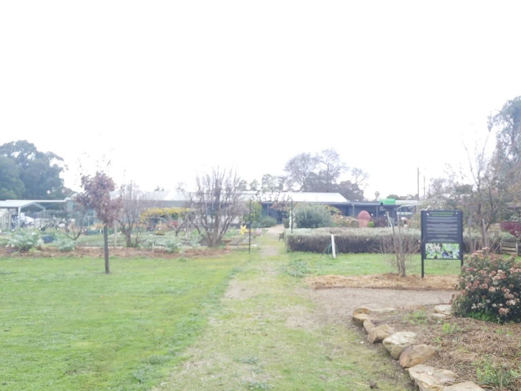 PepperGreen Farm | 40-44 Thunder St, North Bendigo VIC 3550, Australia | Phone: (03) 5445 9888