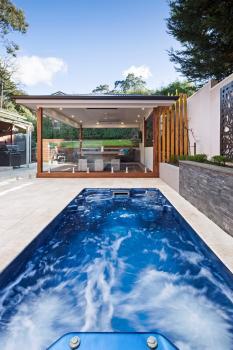 Endless Spas - Spa and Pool installations Melbourne | 15 Chapel St, Lynbrook VIC 3975, Australia | Phone: 03 8769 7300