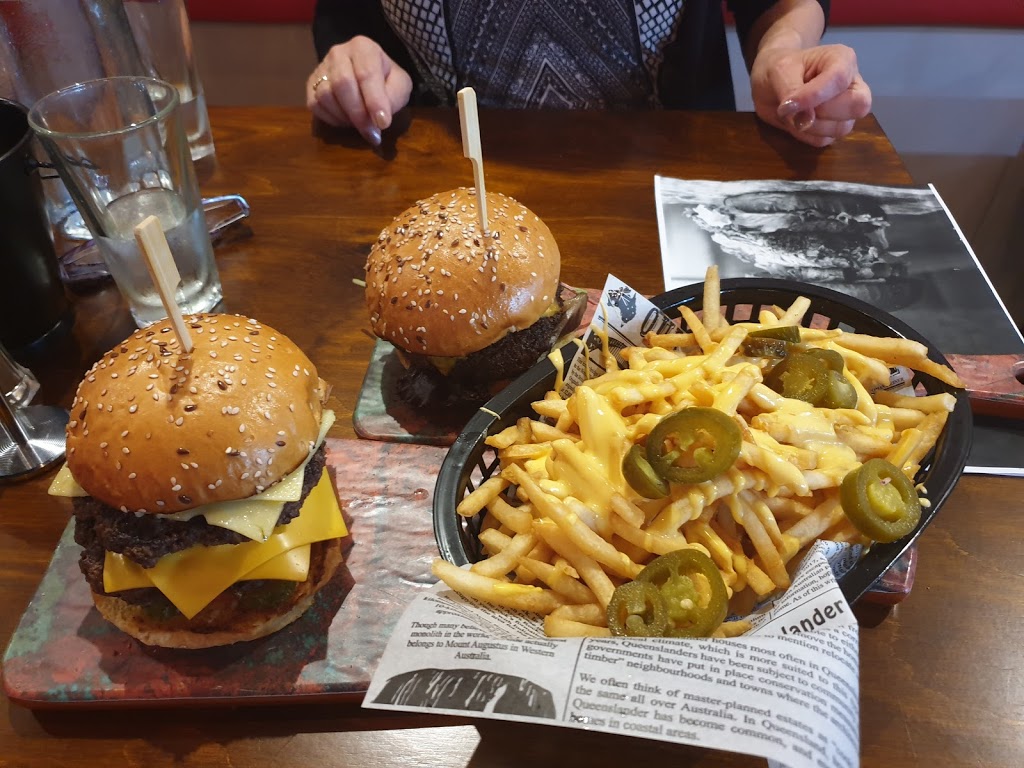8 napkins burger | restaurant | 13/42 Main St, Ellenbrook WA 6069, Australia | 0892969440 OR +61 8 9296 9440