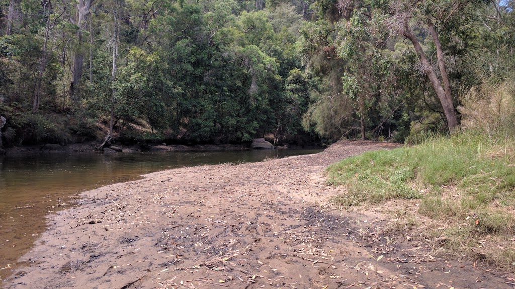 Marramarra Creek campground | Smugglers Ridge Track, Fiddletown NSW 2159, Australia | Phone: (02) 9472 8949