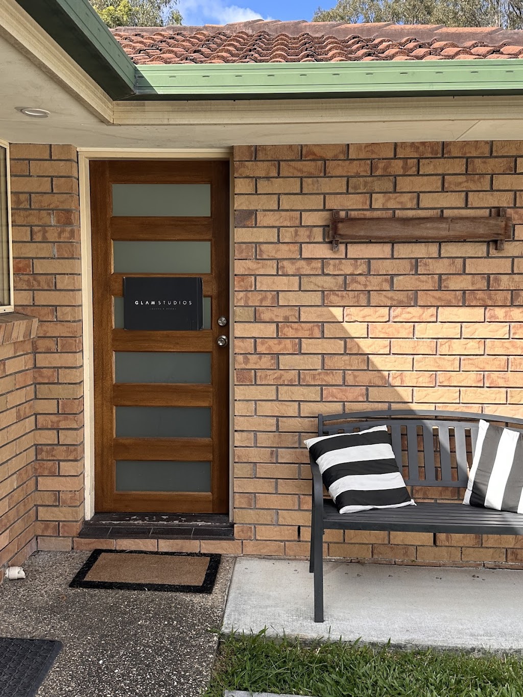 Glam Studios | 89 Thomsons Rd, Kingsholme QLD 4208, Australia | Phone: 0447 343 135