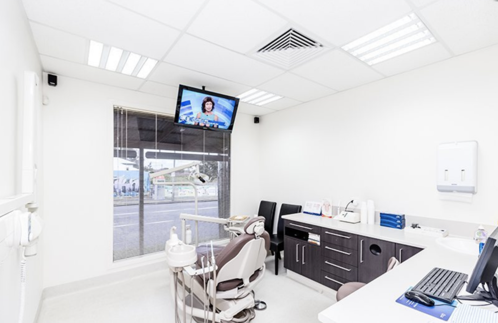 My Family Dentist | 49 Tingal Rd, Wynnum QLD 4178, Australia | Phone: (07) 3396 8899