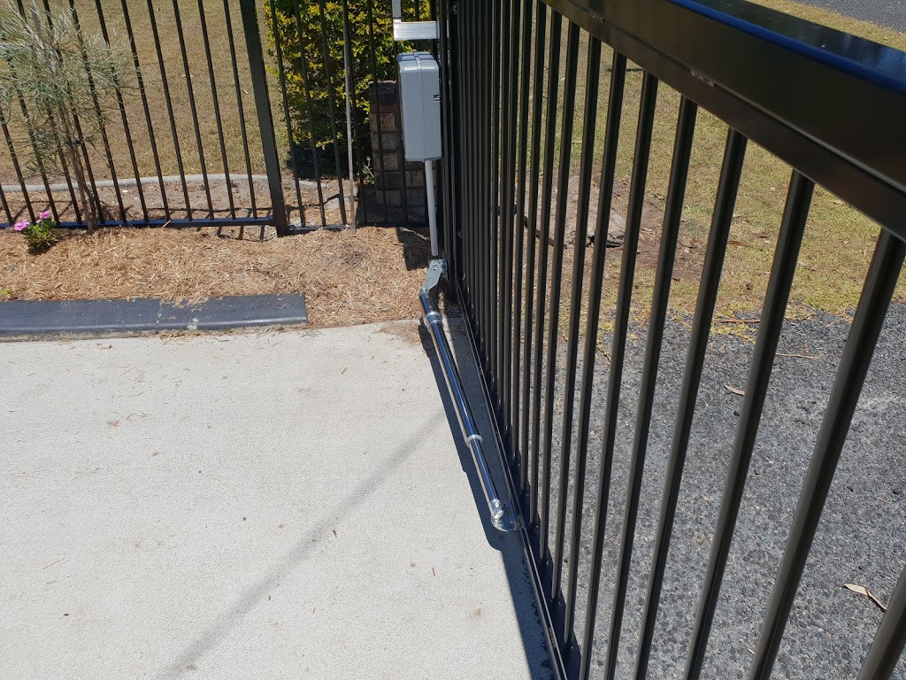 Complete Automated Gates | Triton Ct, Ningi QLD 4511, Australia | Phone: 0407 742 958